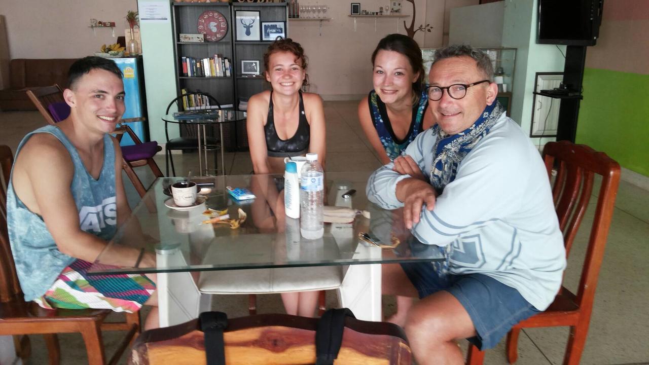 Cube Hostel Krabi town Εξωτερικό φωτογραφία