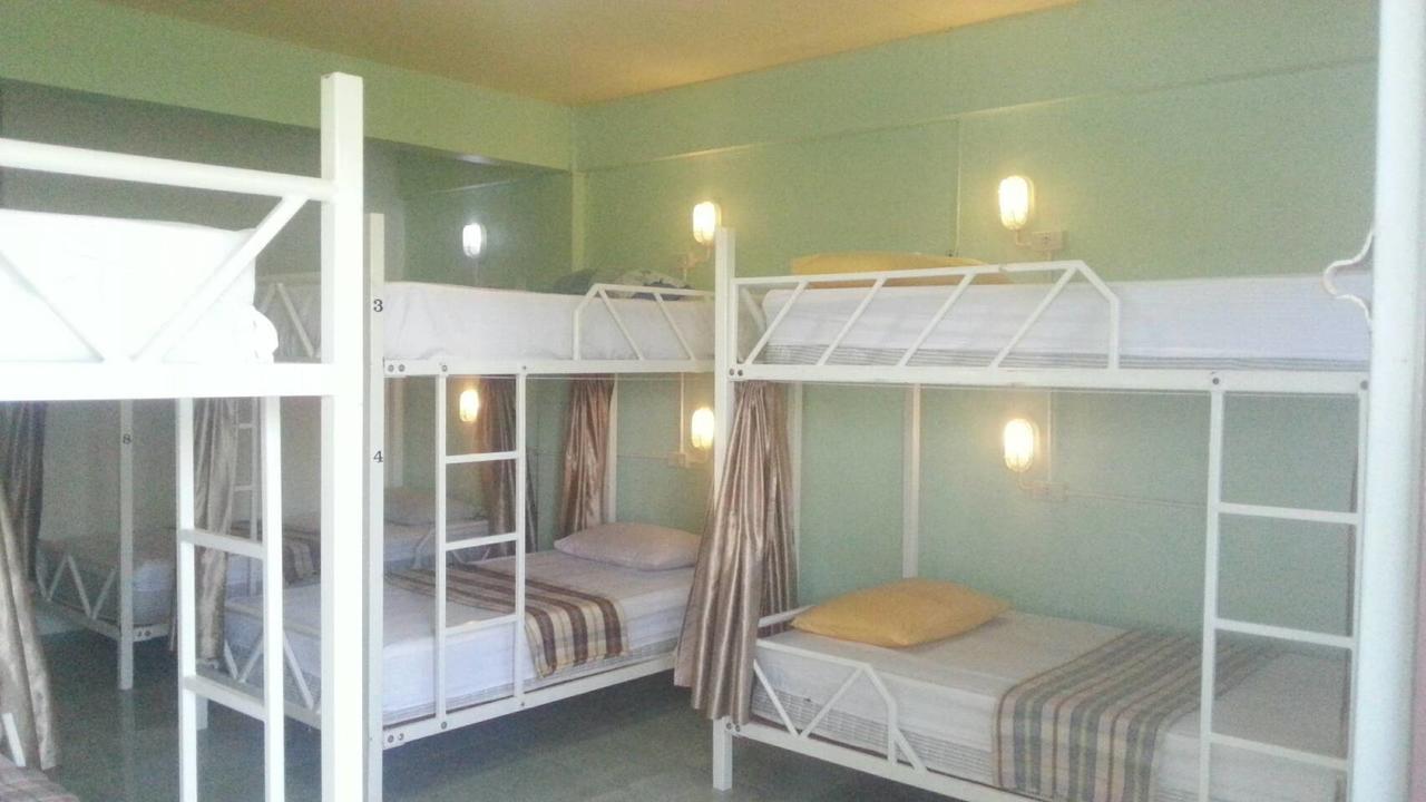 Cube Hostel Krabi town Εξωτερικό φωτογραφία