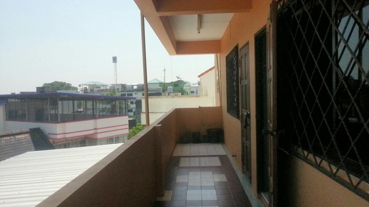 Cube Hostel Krabi town Εξωτερικό φωτογραφία