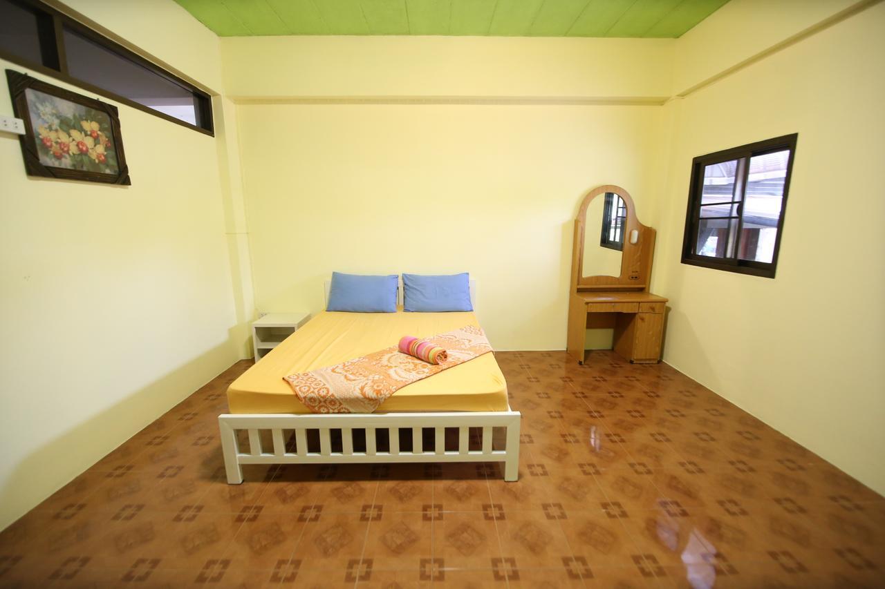 Cube Hostel Krabi town Εξωτερικό φωτογραφία