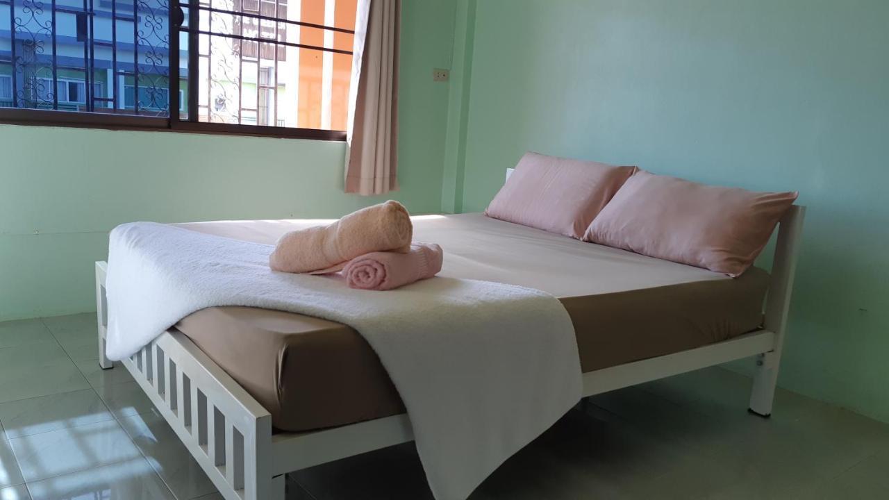 Cube Hostel Krabi town Εξωτερικό φωτογραφία