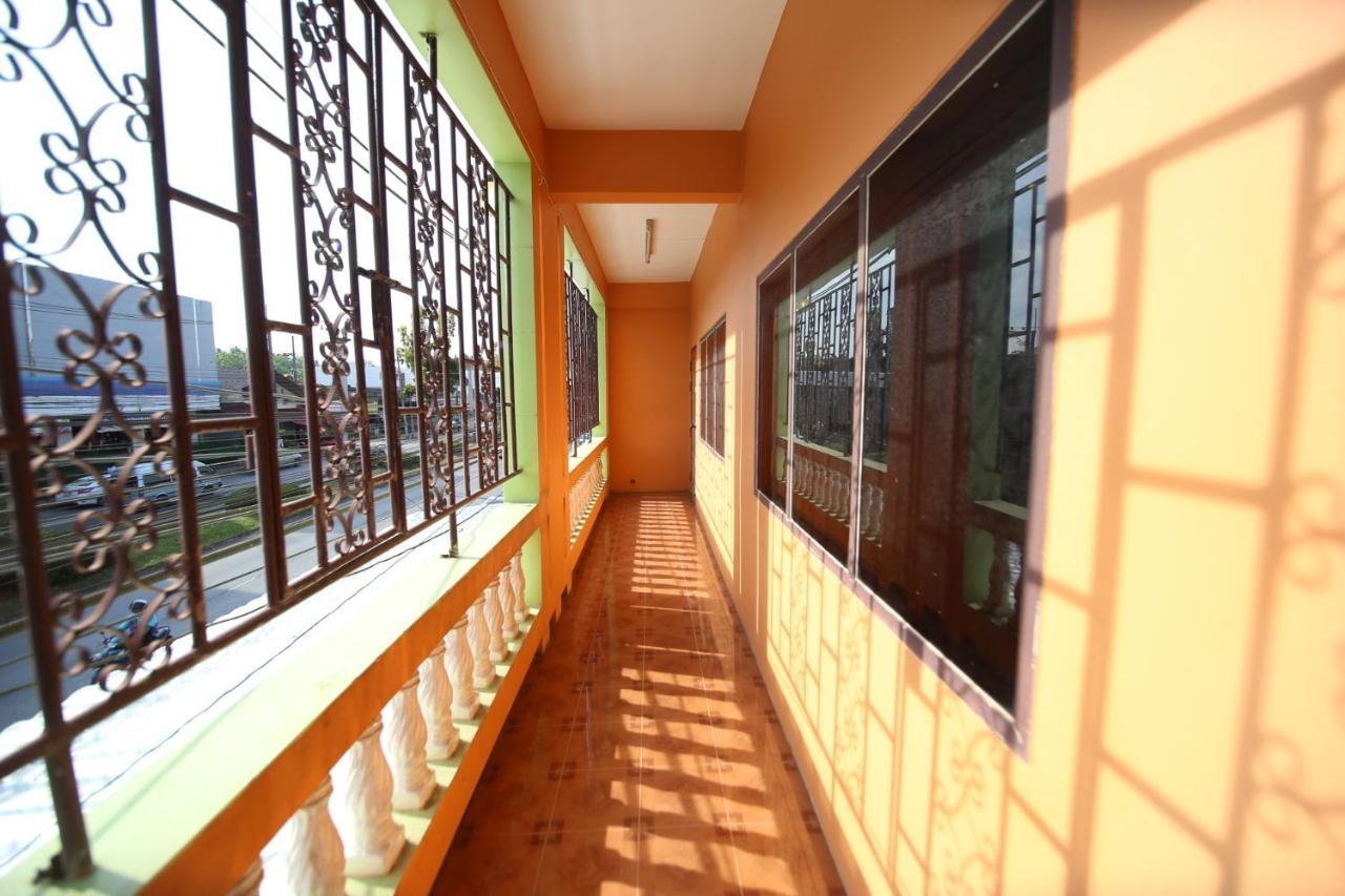 Cube Hostel Krabi town Εξωτερικό φωτογραφία