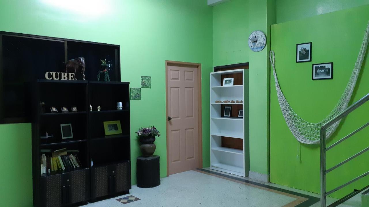 Cube Hostel Krabi town Εξωτερικό φωτογραφία