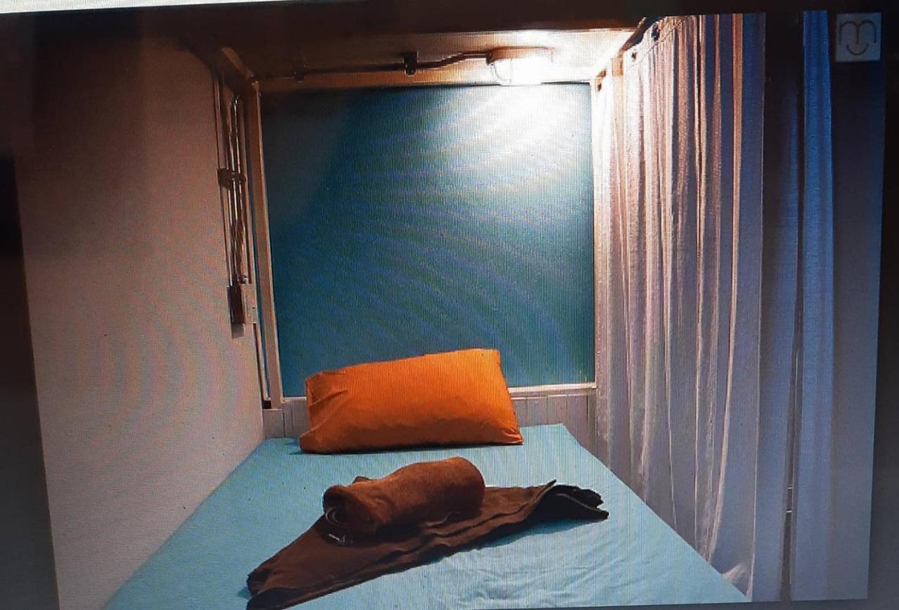 Cube Hostel Krabi town Εξωτερικό φωτογραφία