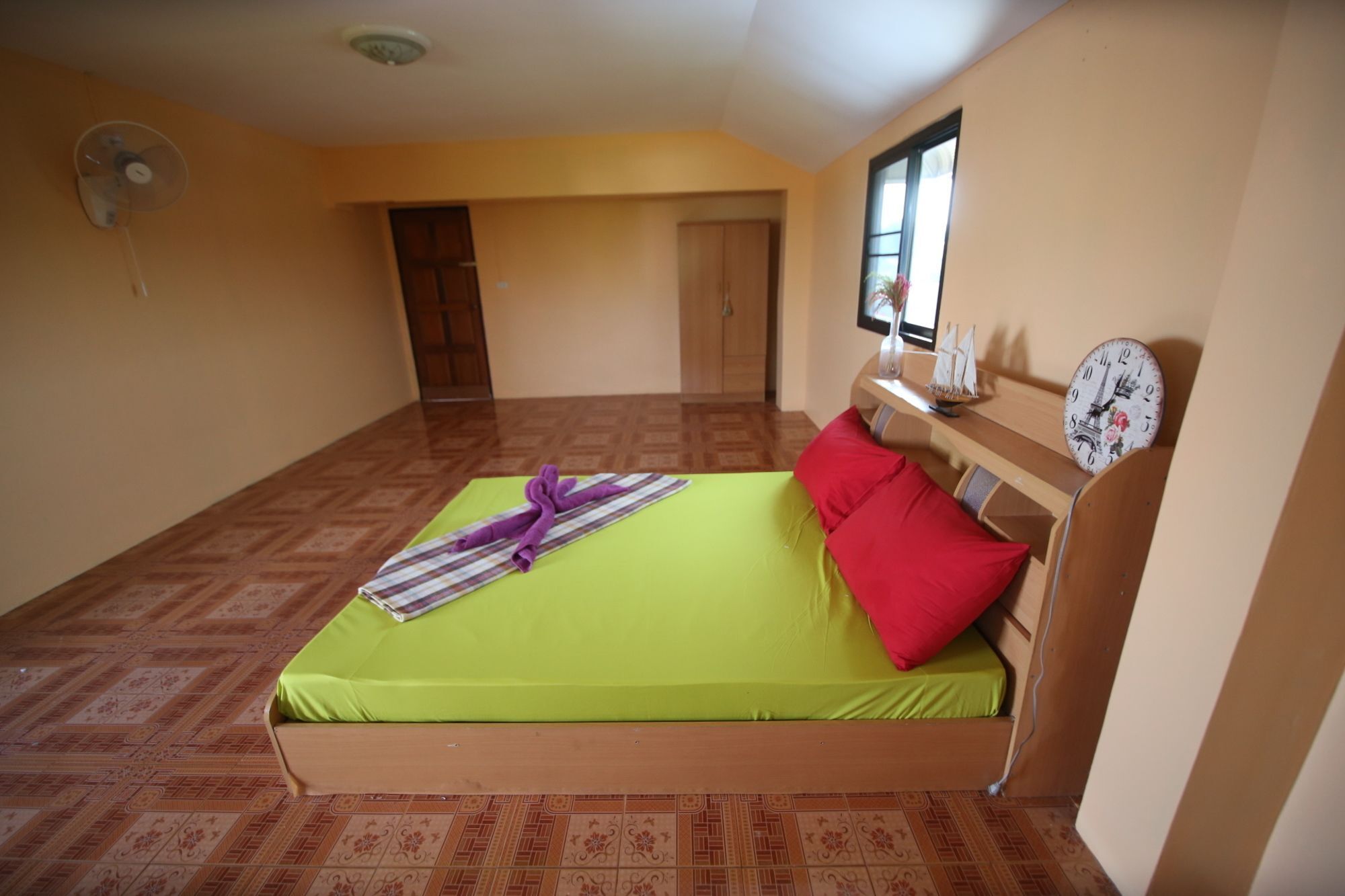 Cube Hostel Krabi town Εξωτερικό φωτογραφία
