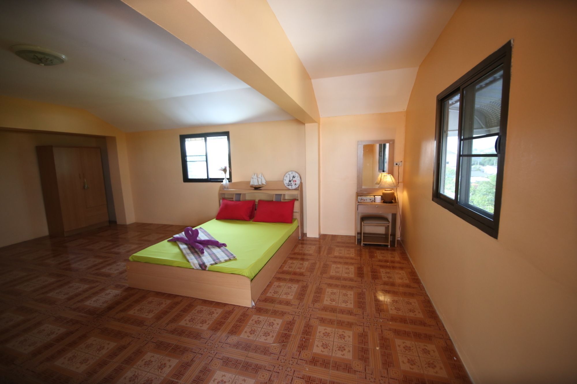Cube Hostel Krabi town Εξωτερικό φωτογραφία